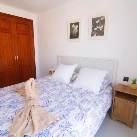 公寓 Spacious 3 Floor Penthouse With Roofterrace 厄尔梅达诺