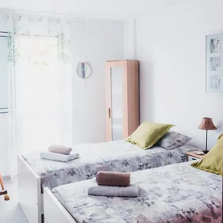 Spacious 3 Floor Penthouse With Roofterrace Appartamento El Médano