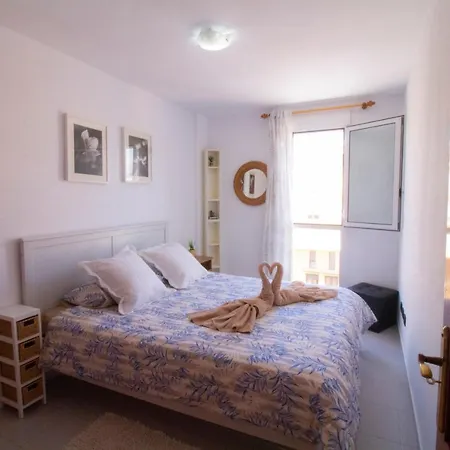 Spacious 3 Floor Penthouse With Roofterrace Appartamento